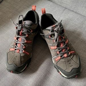 Men’s Merrill hiking shoes